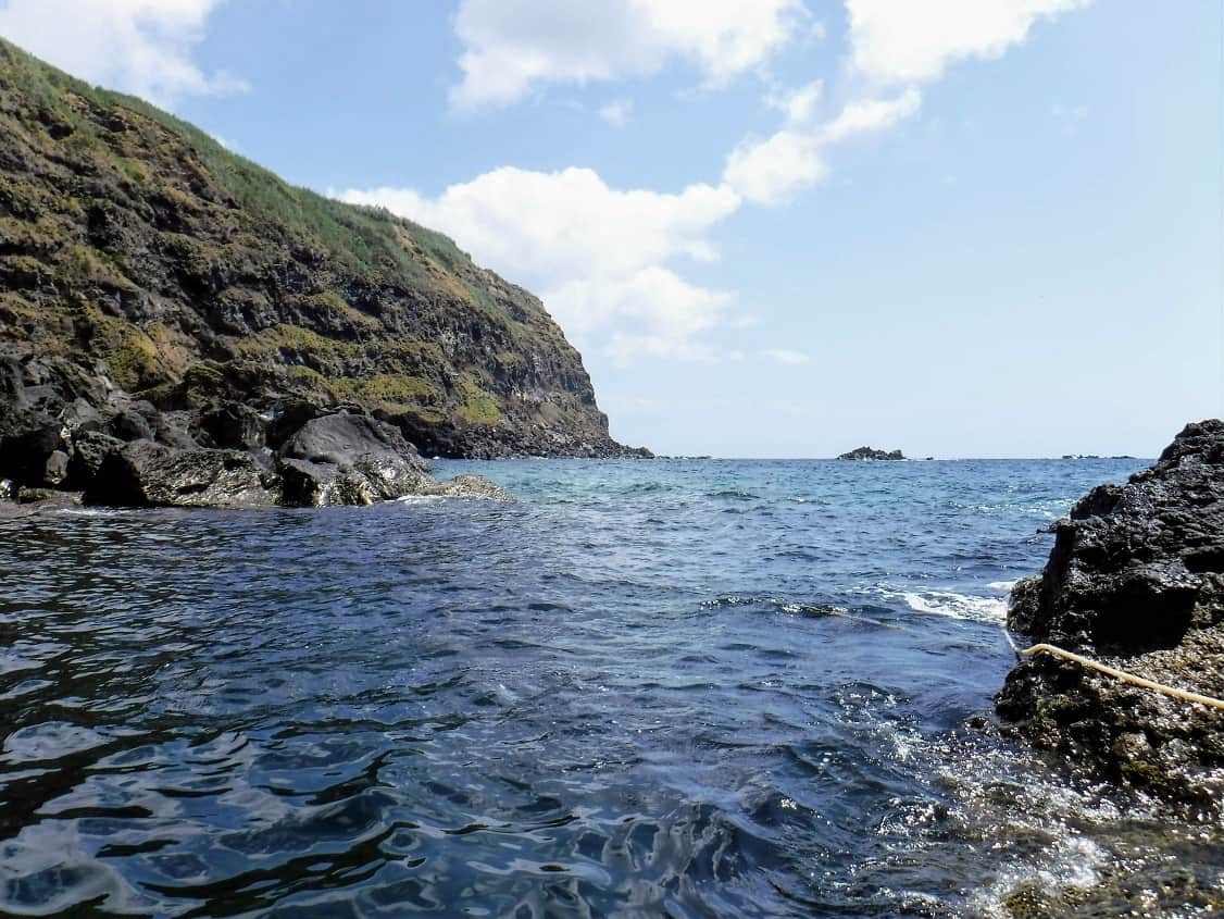 Azores Hot Spring Cliffs 6 São Miguel, Azores Hot Springs You Need to Soak in - PA on Pause